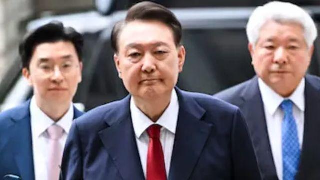 [정치숏]구속취소 재판 출석한 尹, 내란·김건희 특검은 '조사 거부'