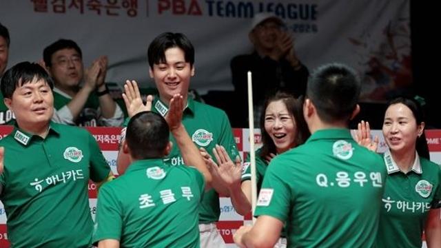 “우승고지 보인다” 하나카드, SK렌터카 꺾고 6연승 단독 선두 질주…2위 하이원과 1점차[PBA팀리그 1R]