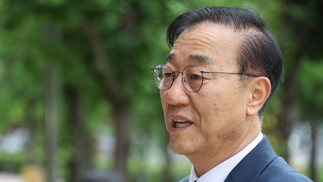 김윤덕, 지역구 건설업체·병원과 금전 관계…