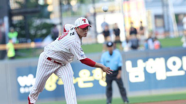 7연패로 승률 5할마저 무너진 KIA…두산은 신인 최민석 '쾌투'