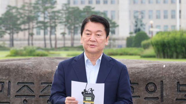 내란특검, 안철수 출석 요청…‘정치 폭거’ 반발에 재반박