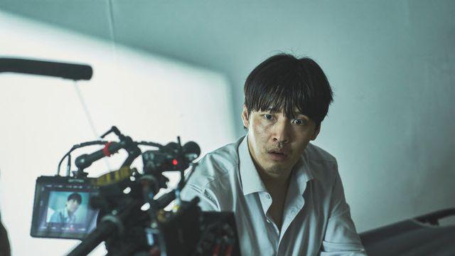강하늘 연타 흥행…'84제곱미터' 비영어 글로벌 1위→비하인드 스틸 공개