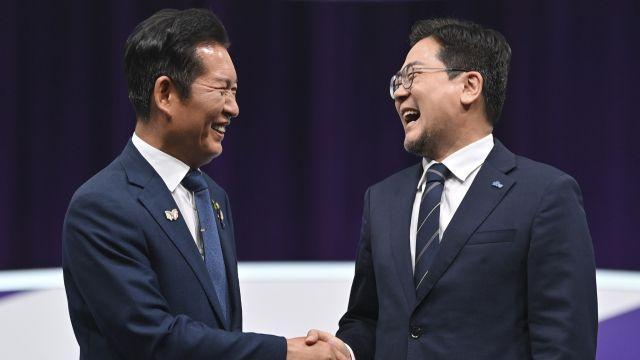 박찬대·정청래, 차별금지법엔 나란히 '나중에'?…