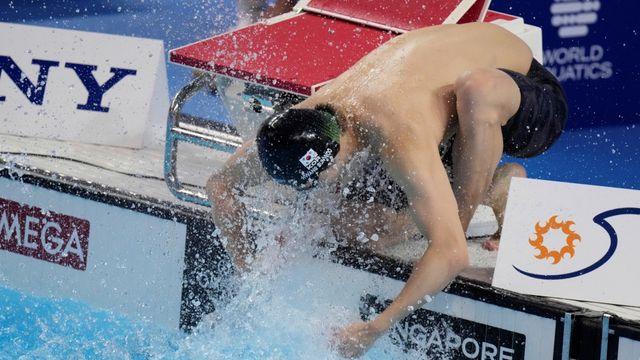 자유형 200m 이어 100m도 아쉬운 레이스…황선우, 업그레이드 없으면 2026 AG 어렵다 [싱가포르 현장]