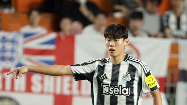 ‘뉴캐슬 이적’ 박승수, 수원월드컵경기장서 비공식 데뷔전 [IS 수원]