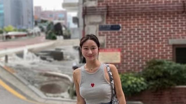 ‘쌍둥이맘’ 한그루, 여름 몸매 끝판왕…대문자 S라인 뽐내