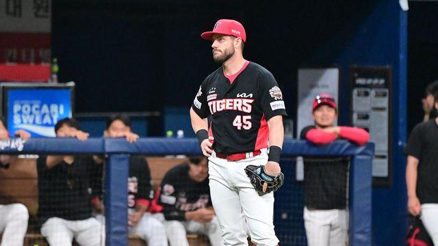 '문책성 교체' 위즈덤 KBO 데뷔 첫 리드오프 출격!…'패패패패패패패' KIA, 30일 선발 라인업 공개 [광주 현장]