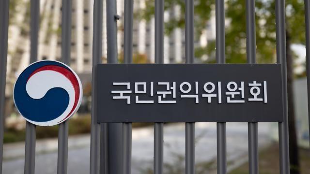 목줄 미착용·배설물 미수거...올해 '반려동물' 민원 2배 급증