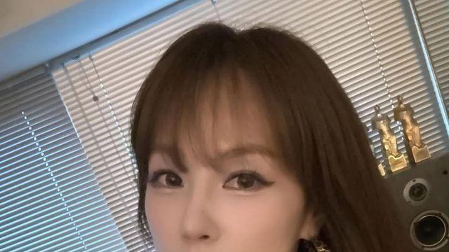 ‘블랙 시스루 장인’ 채연, 집에서 퇴근샷 한 장으로 분위기 끝