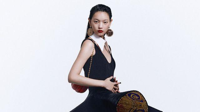 하퍼스 바자를 상징하는 컬러는 무엇일까?