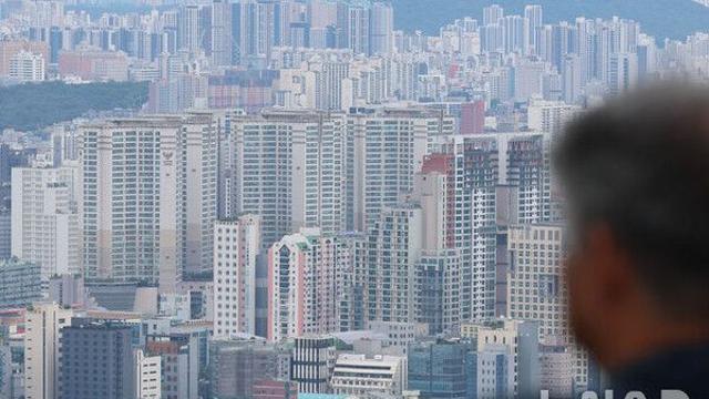 대출 규제받지 않는 외국인 '부동산 쇼핑' 칼 빼드나