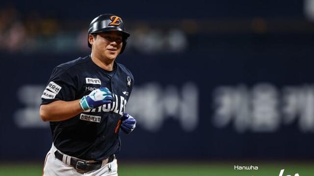 한화 노시환, 전 구단 상대 홈런…3시즌 연속 20홈런