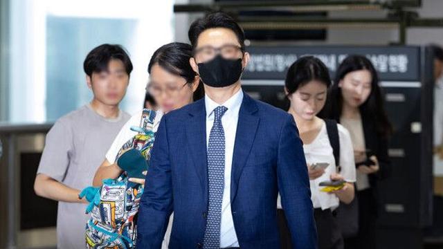 '김건희 청탁 의혹' 통일교 前 본부장 구속 기로…1시간40분만 심문 종료(종합)