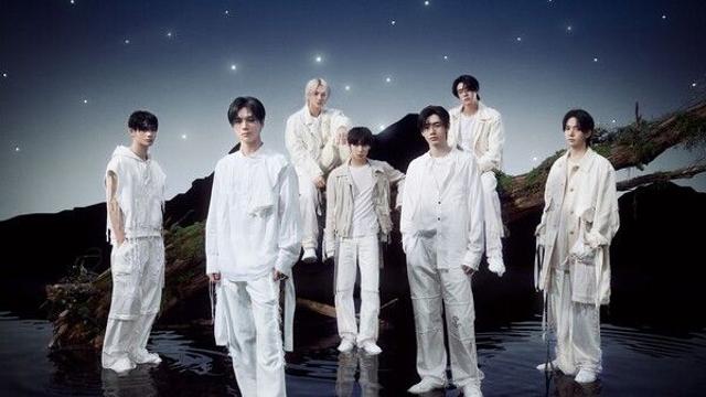 엔하이픈, 日 새 싱글 ‘宵 -YOI-’ 발매 첫날 30만 장 돌파…오리콘 차트 1위 ‘기염’