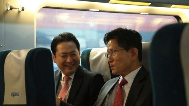 '대여 투쟁' '혁신' 강조하는 국힘 당권 주자들…공약발표·토론회·버스킹 분주
