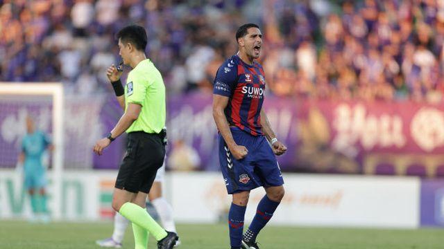 수원FC 싸박, K리그1 라운드 MVP... K2는 부산 빌레로