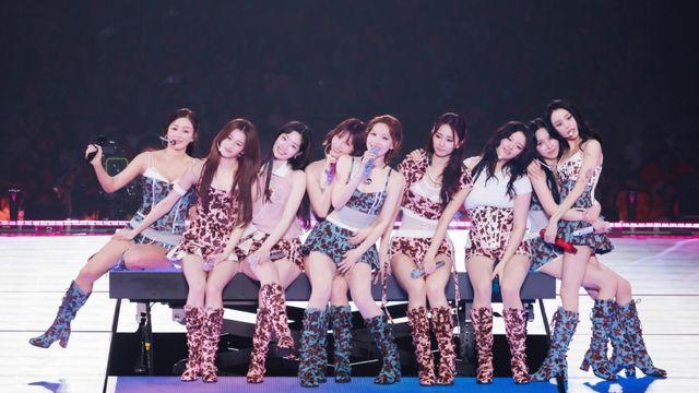 트와이스, 10만 관객 사로잡았다…日 교세라 돔 360도 공연 성료
