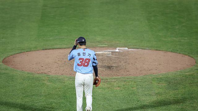 강속구가 맞기 시작했다...'셋업맨' 홍민기에게 찾아온 첫 고비→자양분이 될 경험 [IS 피플]