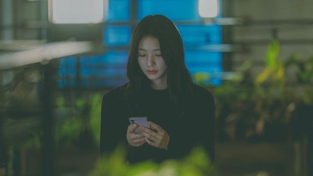 아이돌 출신 리포터, 병풍 과거 떠올랐나? 톱 연기돌과 재회 후 ‘눈물’ (여행을)