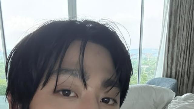 잘 나가는 안효섭, 물오른 미모 “전지적 독자 셀카”