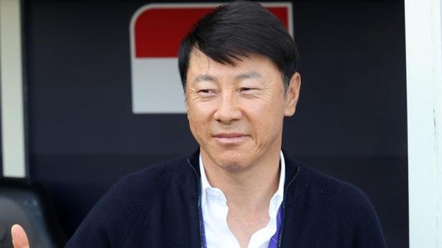 위기의 ‘디펜딩 챔프’ 울산, 김판곤 감독 전격 경질…소방수엔 ‘인니 영웅’ 신태용