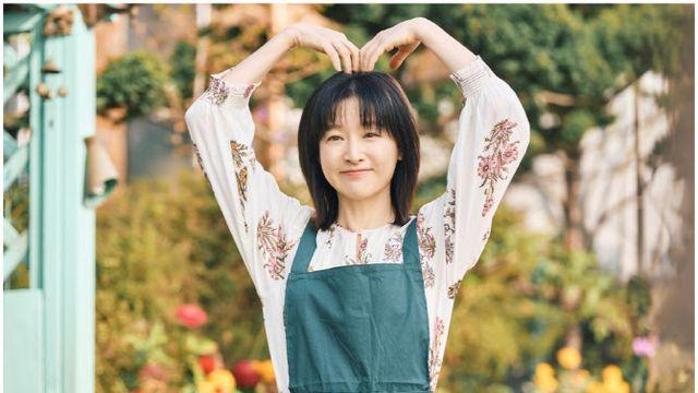 이영애, 마트 캐셔로 변신…'은수 좋은 날' 스틸컷 공개