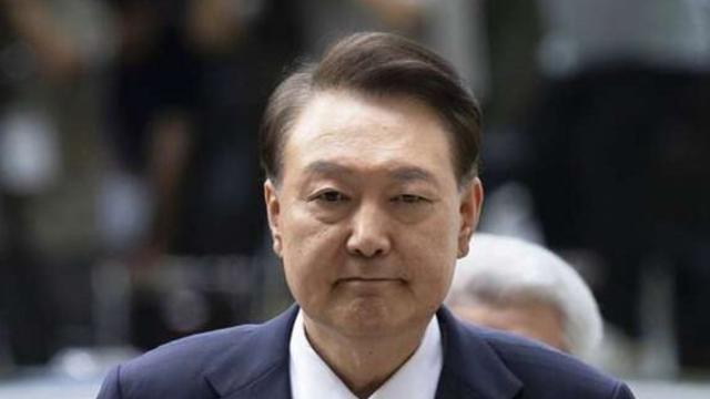 [속보] 법원, 윤석열 전 대통령 체포영장 발부