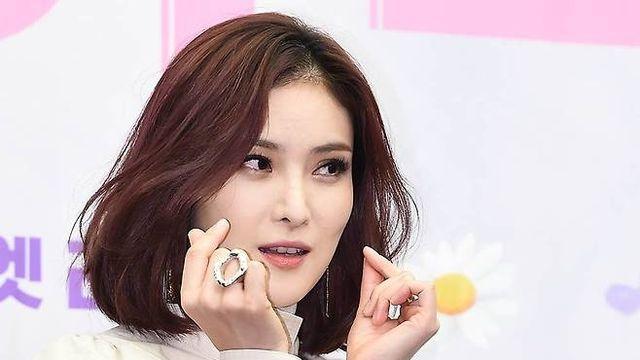 [단독] '조정석♥' 거미, 둘째 임신…두 아이 엄마 된다