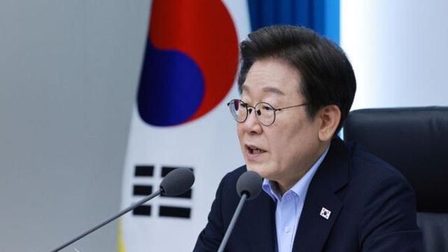 전문가들 