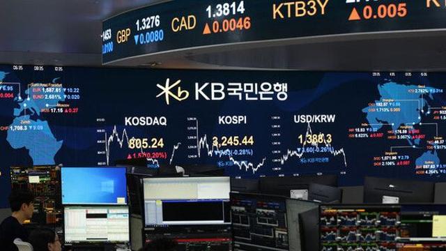 코스피, 세제개편 실망 매물에 2%대 하락…코스닥 800선 붕괴