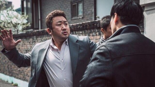 좀비·장첸 때려잡은 마동석의 액션 변주, K히어로물까지 왔다