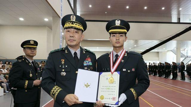 육군 전투부사관 178명 임관…국방부장관상에 정민규 하사