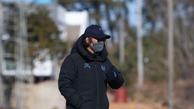 '리그 꼴찌' 대구의 쇄신 방안, 조광래 대표이사 사퇴 