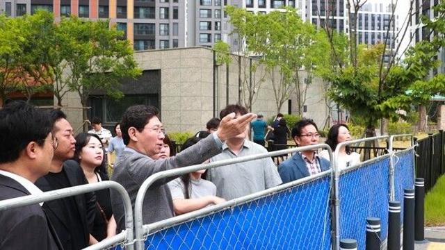 이상일 용인시장, 주민 소통 후속조치 ‘속도전’…고림진덕지구 소공원 2곳 전면 개방
