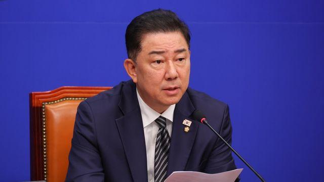 김병기 