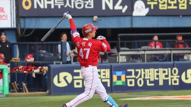 [SD 잠실 라이브] SSG 김성욱, 올 시즌 마수걸이포 드디어 터졌다