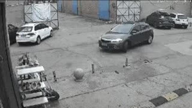 볼라드는 눈에 띄는 색으로 칠해야 하는 이유