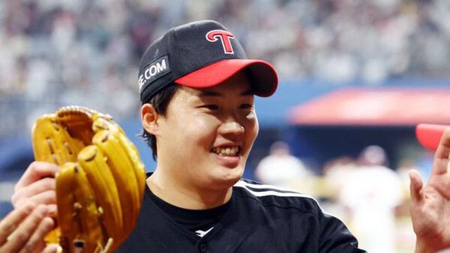 '임찬규 6이닝 2실점' LG, 삼성 잡고 4연승…1위 한화 1경기차 추격