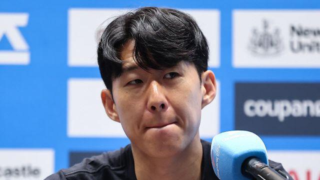 손흥민 “올 여름 토트넘 떠난다…축구 인생 중 가장 어려웠던 결정”