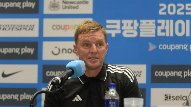 뉴캐슬 하우 감독, 