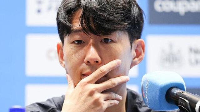 손흥민, 토트넘과 동행 마침표…프랑크 감독 