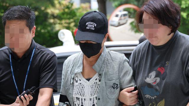 남편 ‘주요부위’ 절단 아내·사위 구속 심사 출석 ‘묵묵부답’