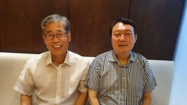 신평 “尹, 사형수 쓰는 독방에 넣어”…전한길엔 “잠재력 대단”