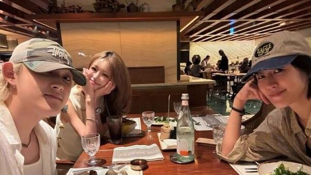 故최진실 흐뭇하겠네…최준희, 홍진경과 오빠 최환희 생일축하