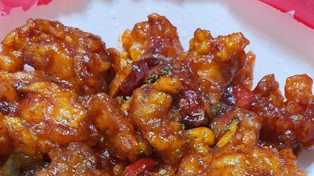 배민 뚜벅이 아저씨가 깐풍기는 살려주셨습니다