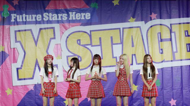 힛지스, LA 사로잡은 러블리 매력…'케이콘' 입성
