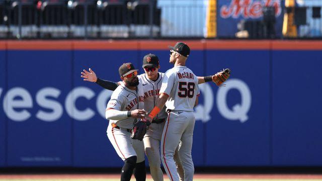 이정후, MLB 진출 최초로 한 경기 4안타! 8월 타율은 더 놀랍다