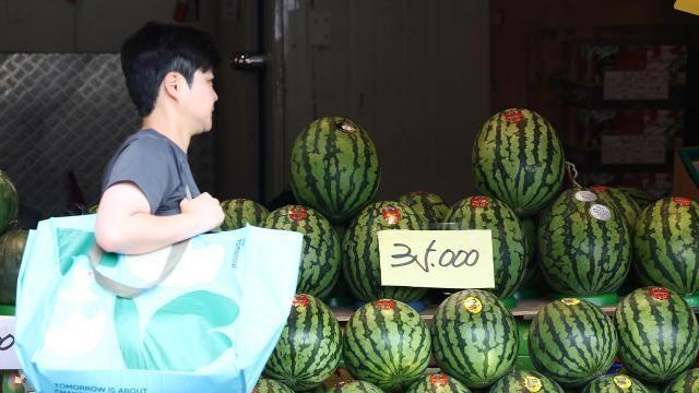 酷暑推高农畜产品价格 西瓜涨至平均每个172元