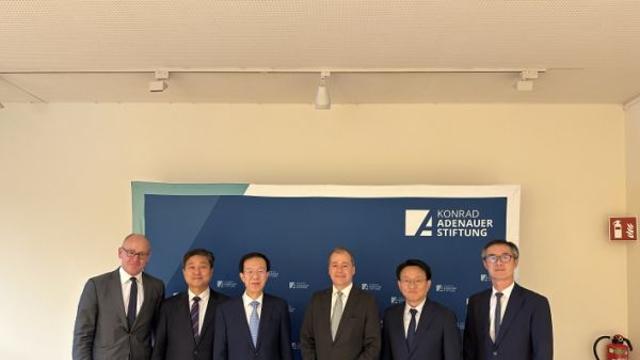 외교부, 이재명 대통령 특사단 독일 방문
