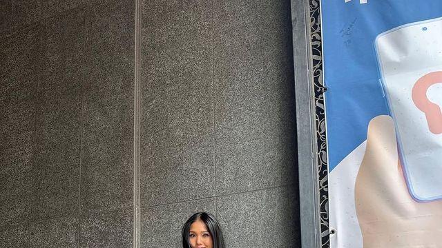 미미, 작정하고 드러낸 '한 줌' 허리…이 언니 쿨시크 그 자체네